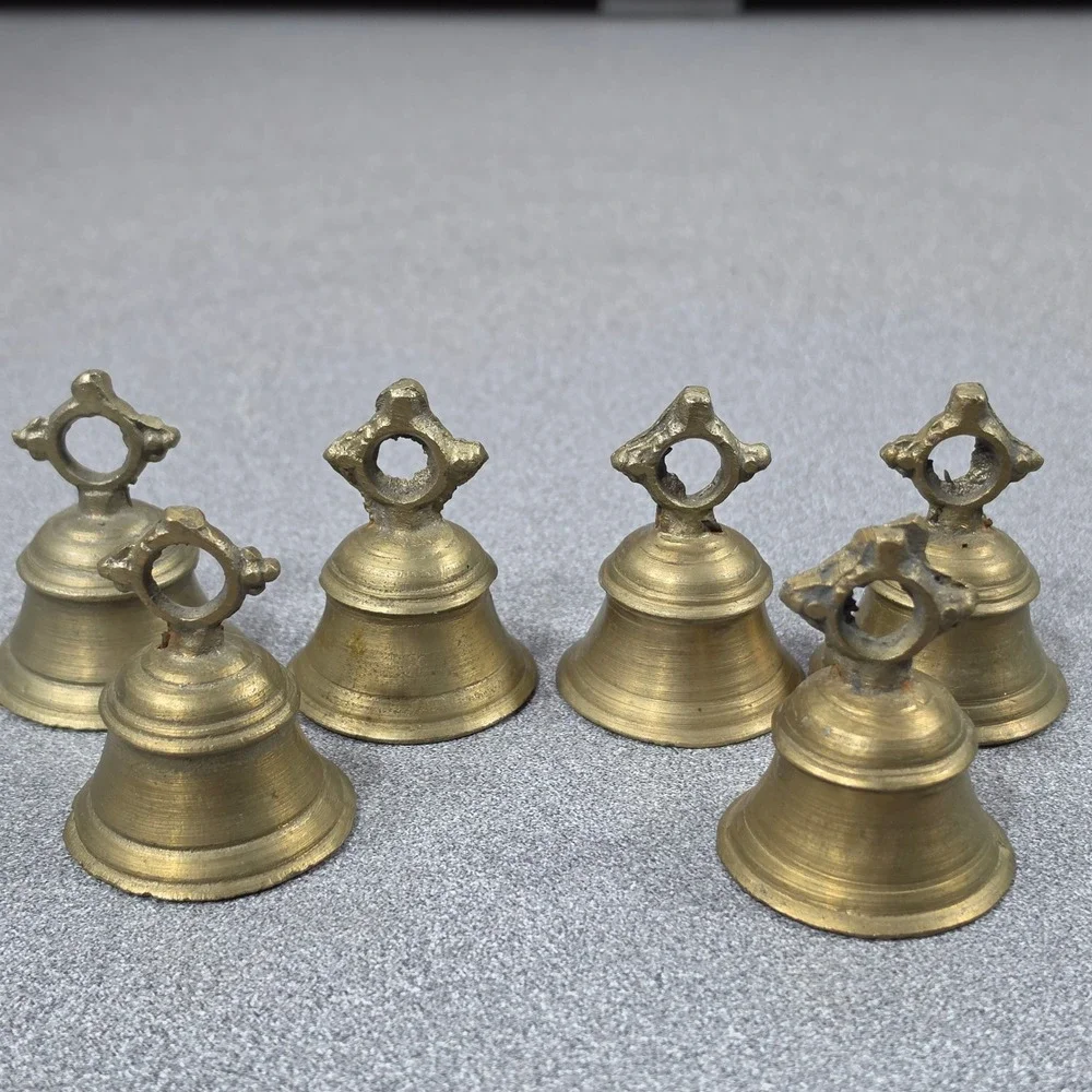 Brass finger Bells Small Gold Good Vintage India 20-20 Set of 6 (2 missing bell)